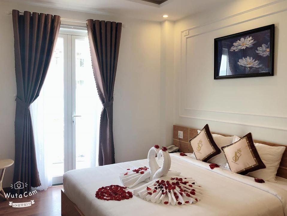 Khach San Sao Viet Hotel กวีเญิน ภายนอก รูปภาพ