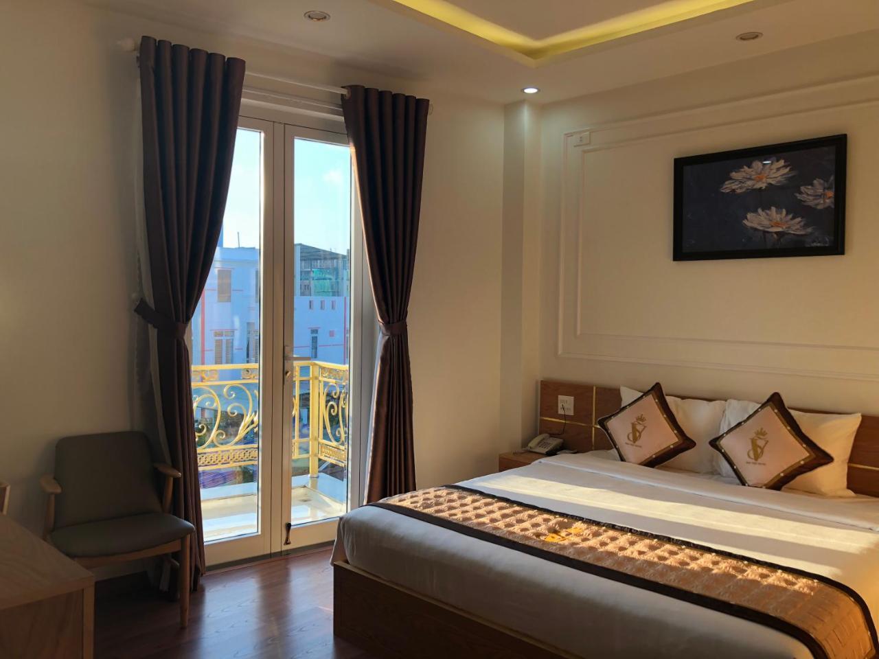 Khach San Sao Viet Hotel กวีเญิน ภายนอก รูปภาพ